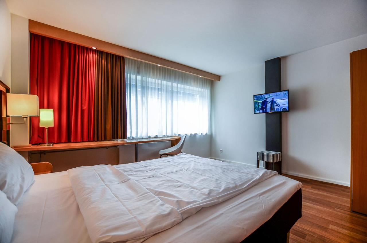 Stay Lev Hotel Leverkusen Kültér fotó