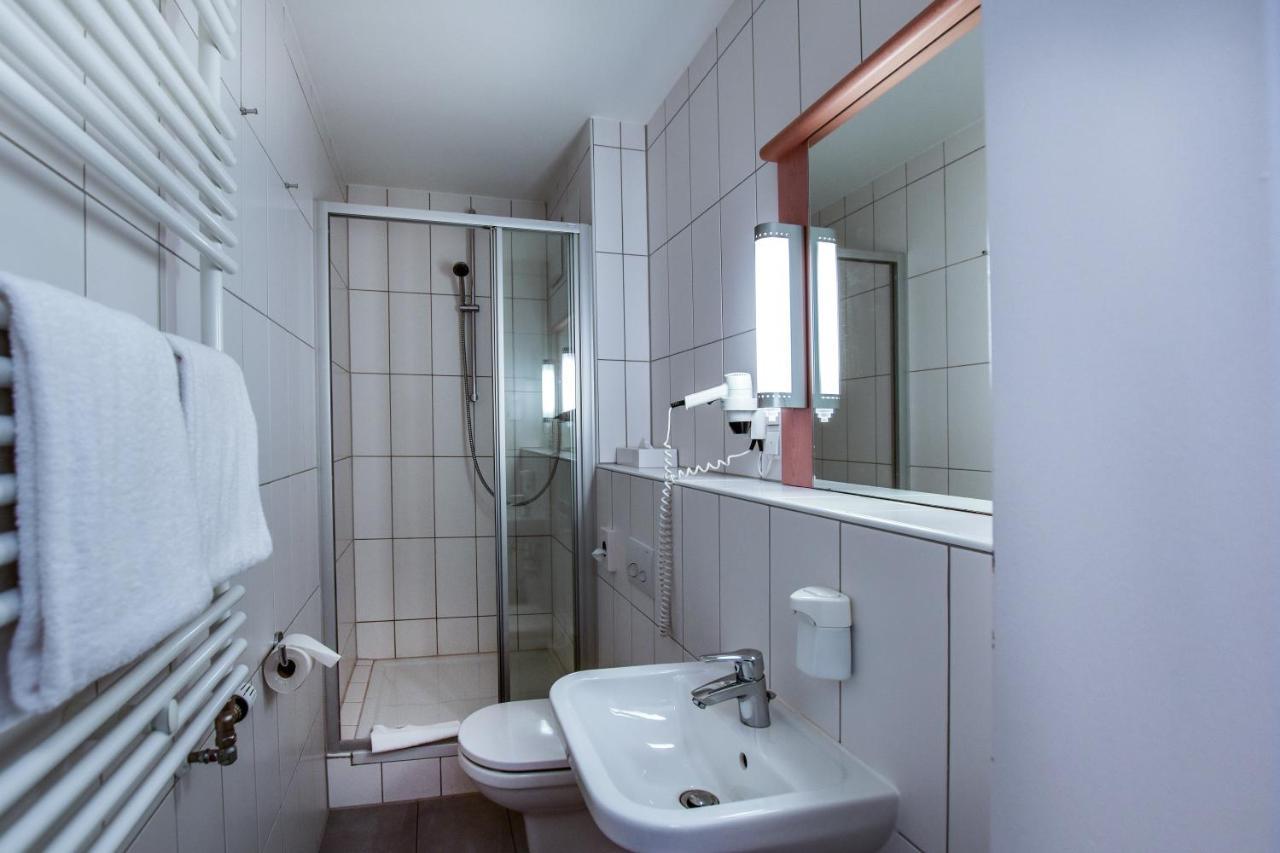 Stay Lev Hotel Leverkusen Kültér fotó